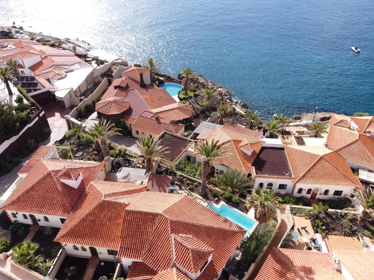 Casa Platano: Oceanview Oasis with Private Pool and Family-Friendly Amenities Villa Poris de Abona