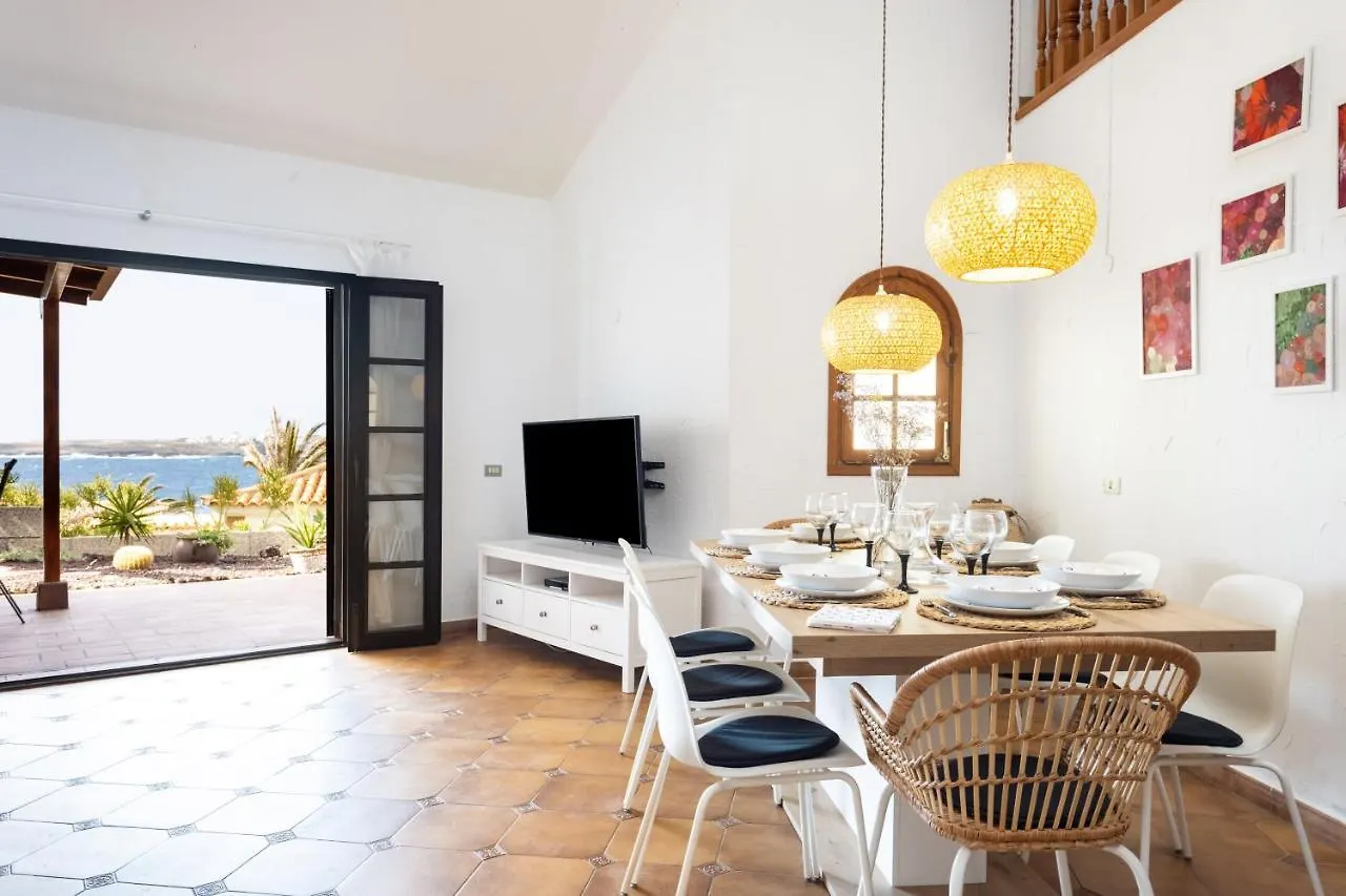 Casa Platano: Oceanview Oasis with Private Pool and Family-Friendly Amenities Villa Poris de Abona Spain