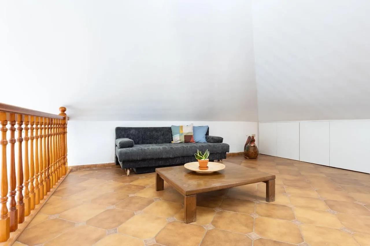 Casa Platano: Oceanview Oasis with Private Pool and Family-Friendly Amenities Villa Poris de Abona