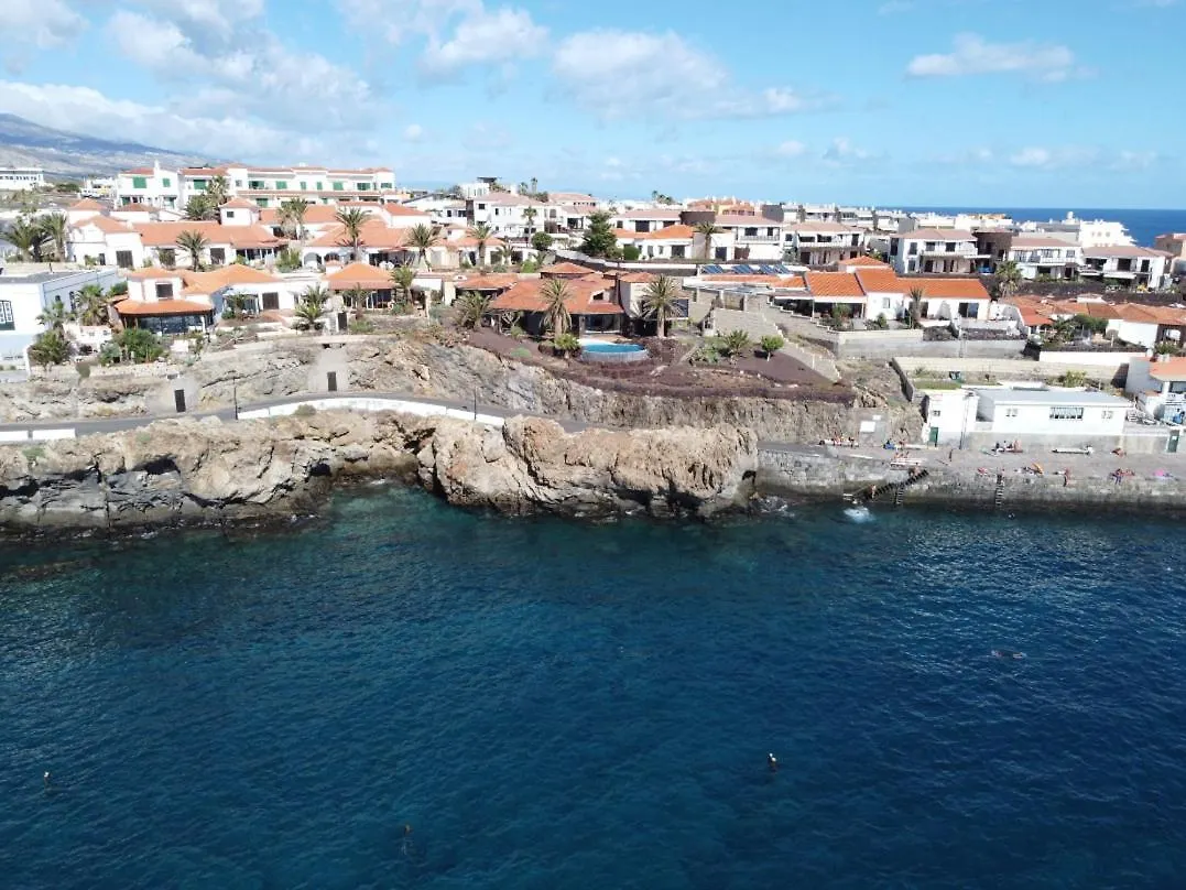 Casa Platano: Oceanview Oasis with Private Pool and Family-Friendly Amenities Villa Poris de Abona